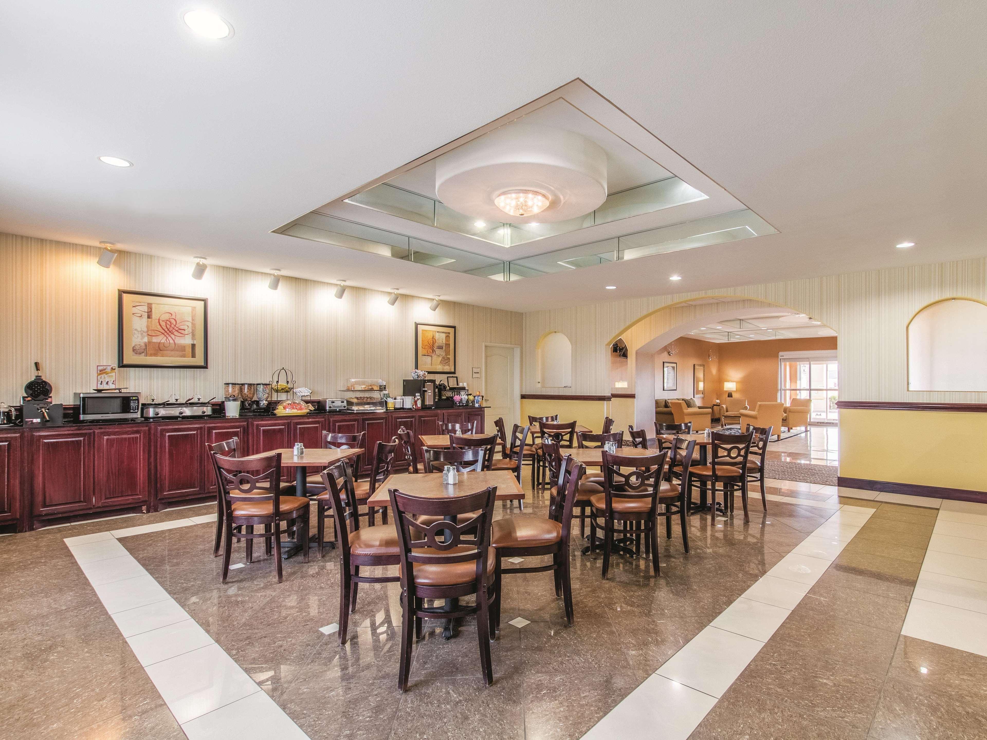 La Quinta By Wyndham Bridgeport Hotel Kültér fotó