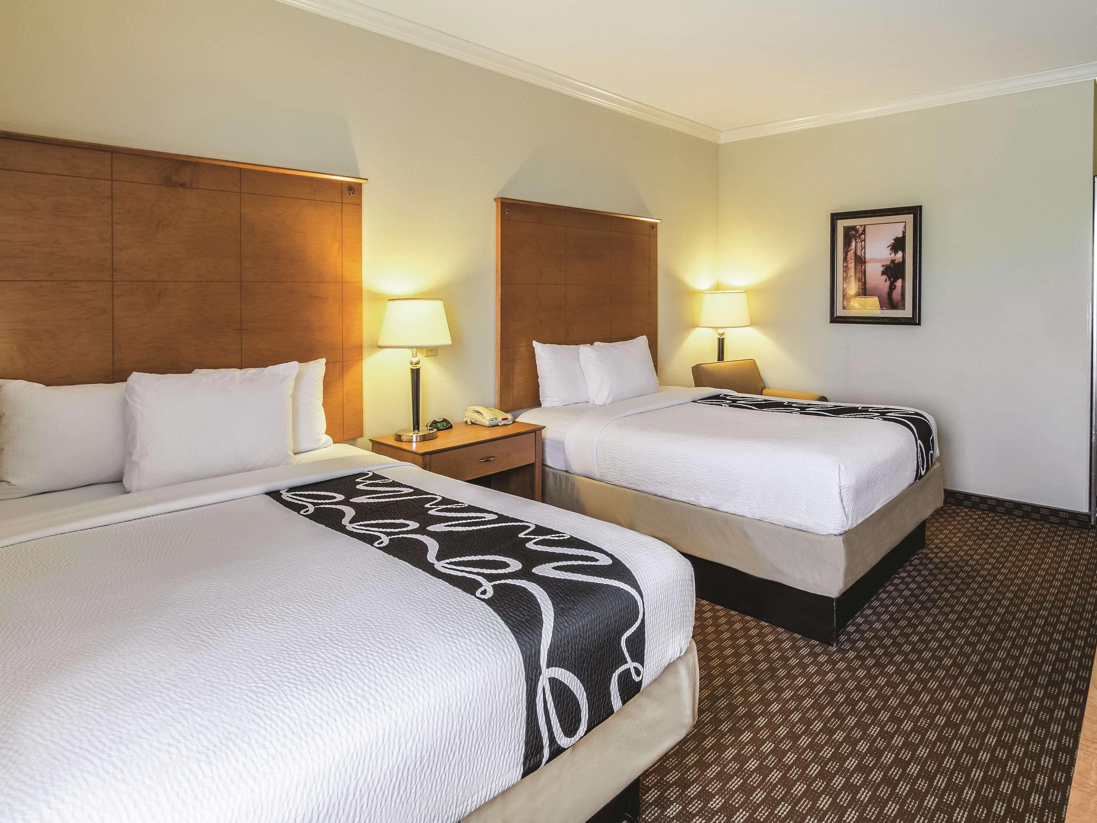 La Quinta By Wyndham Bridgeport Hotel Kültér fotó