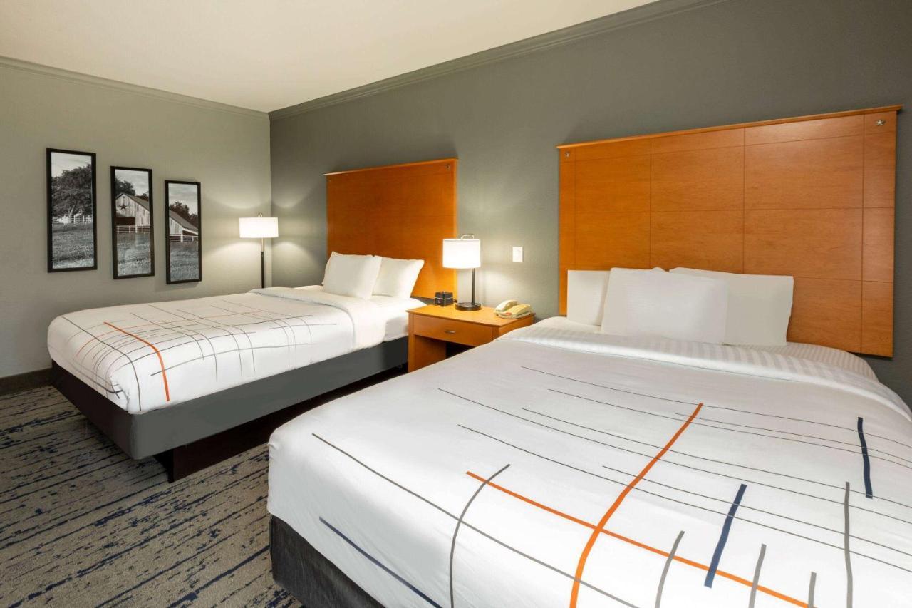 La Quinta By Wyndham Bridgeport Hotel Kültér fotó