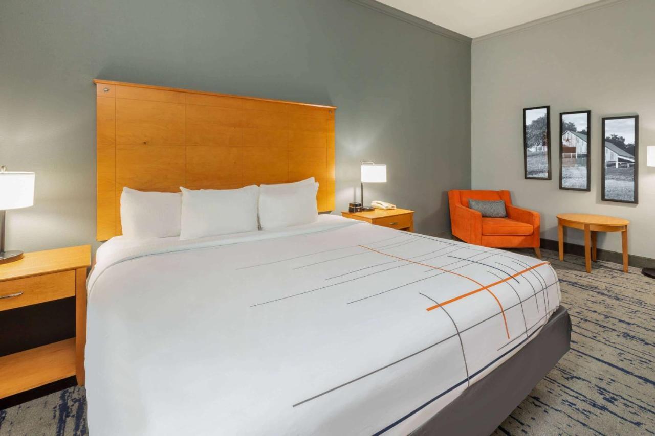 La Quinta By Wyndham Bridgeport Hotel Kültér fotó